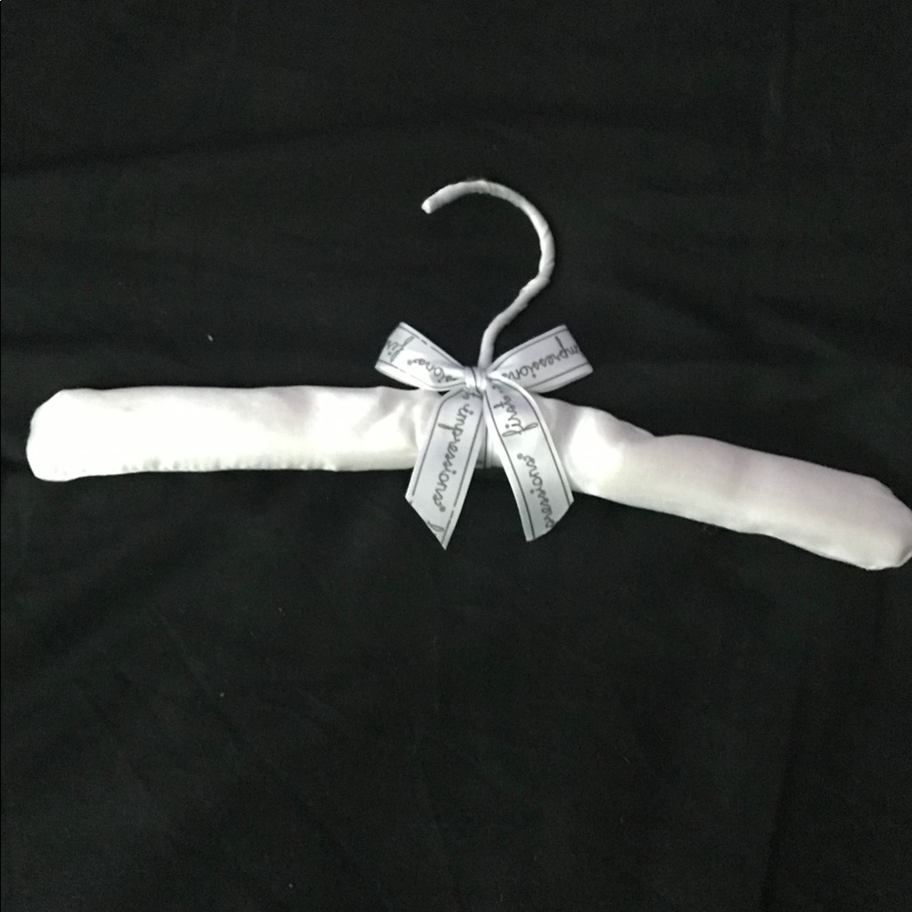 PM04009 Lingerie Hanger